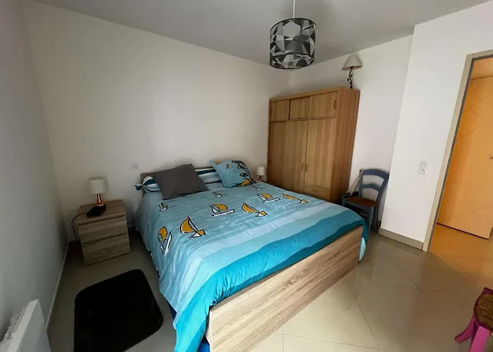 Aig 84 - T3 - Ephyra - - 4 Personnes